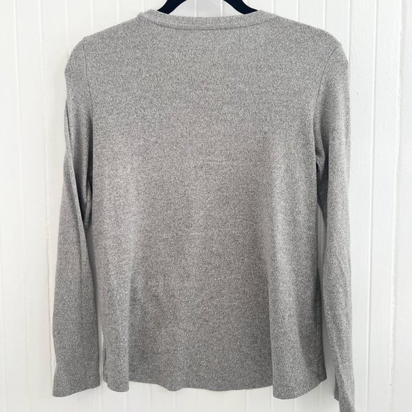 American Eagle Outfitters Sexy Plush Long Sleeve Shirt Size XS - Picture 4 of 5